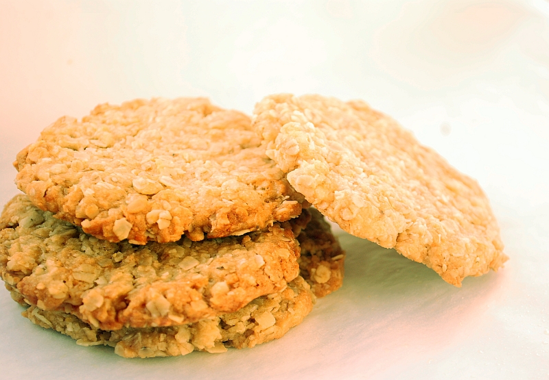 Coconut and oats cookies