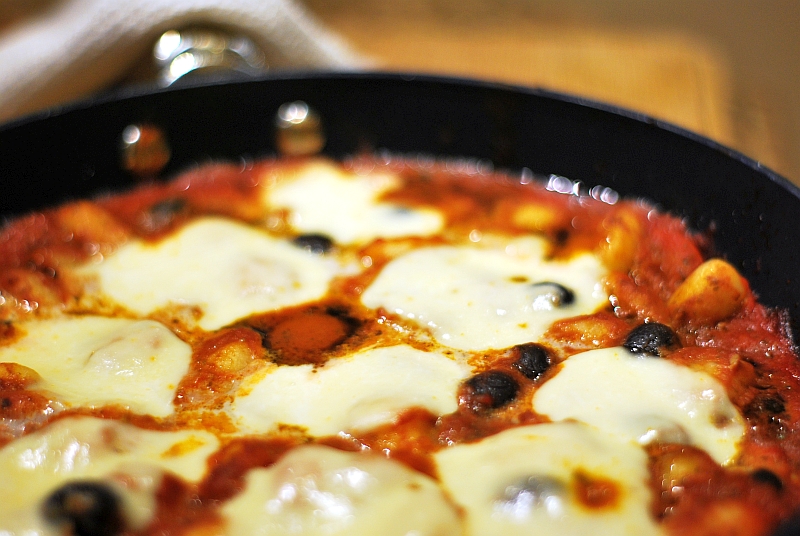 Baked gnocchi with tomatoes